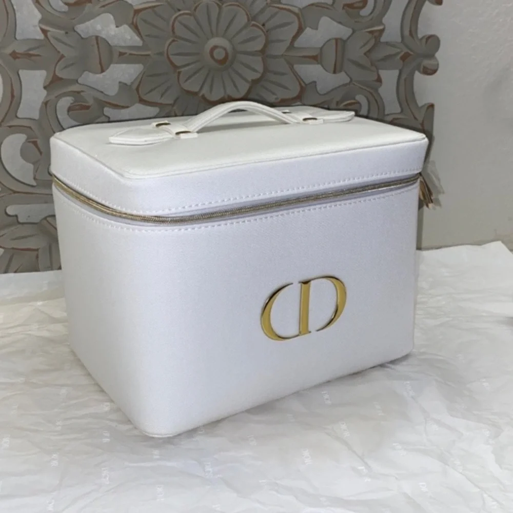 Dior White Cosmetic Train Case with Gold CD Logo - Picture 1 of 4